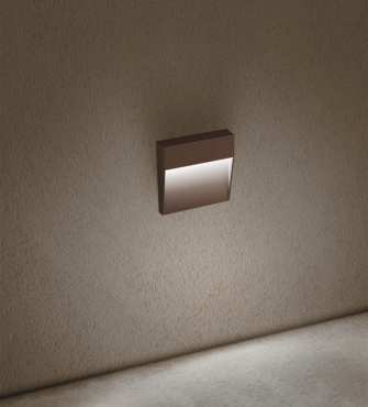 Century Italia Paseo - Außenwandleuchte - 10,5 x 10,5 x 2,4 cm - 4W - IP54 - braun