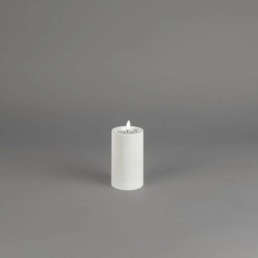 Konstsmide - LED Blockkerze mit Batterie und Flackerflamme - Ø 7 x 12 cm - IP44 - weiß