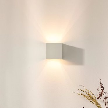 Lucide Xio Cube - Wandleuchte mit 2 verstellbaren Strahlen - 9,7 x 9,7 x 9,7 cm - 4W dimmbare LED inkl - weiß