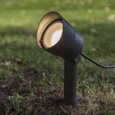 Lutec Explorer - Bodenstrahler auf Erdspieß - 8 x 8 x 40 cm - 5.9W LED inkl. - IP54 - dunkelgrau