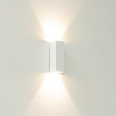 Artdelight Vegas - Wandleuchte - 5 x 5 x 15 cm - 2 x 1,5W LED inkl. - IP65 - weiß