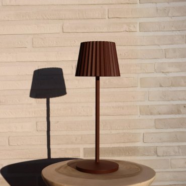 Lucide Justine - kabellose Outdoor-Tischleuchte mit Ladestation - Ø 13,5 x 38 cm - 2W dimmbare LED inkl. - IP54 - rostbraun