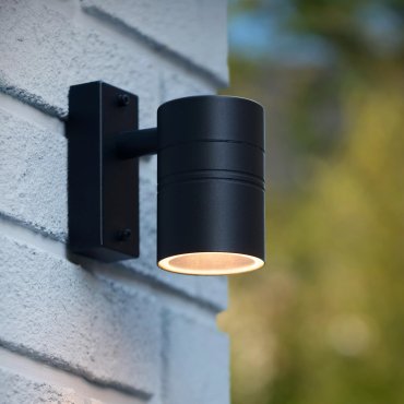 Lucide Arne - Außenwandleuchte - 6,3 x 12 x 11,7 cm - 5W LED inkl. - IP44 - schwarz