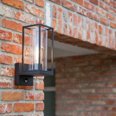 Lutec Flair - Außenwandleuchte mit Bewegungsmelder - 12 x 17,2 x 31,3 cm - IP44 - mattschwarz