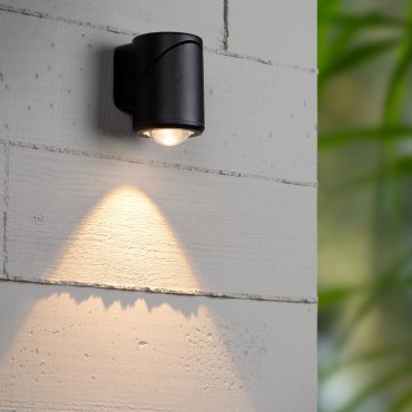 Lucide Erin - Außenwandleuchte - 6 x 8 x 9,8 cm - 5W LED inkl. - IP65 - schwarz
