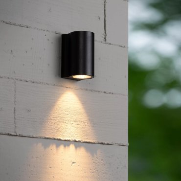 Lucide Akra - Außenwandleuchte - 5,5 x 6,5 x 10 cm - 8W LED inkl. - IP54 - schwarz