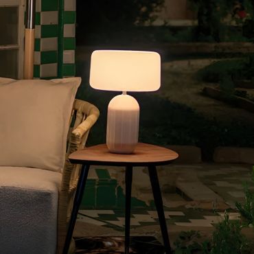 New Garden Phoebe 45 - aufladbare Tischleuchte mit Solarantrieb und Akku, inklusive Fernbedienung - Ø 27,8 x 40,7 cm - RGB + Weiß 5W LED inkl. - IP65 - beige