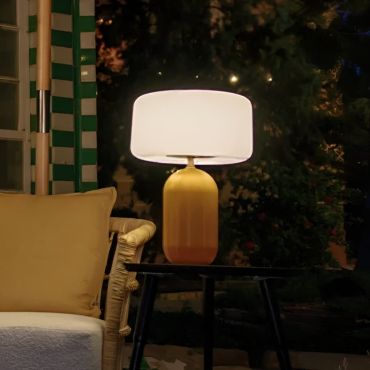 New Garden Phoebe 45 - aufladbare Tischleuchte mit Solarantrieb und Akku, inklusive Fernbedienung - Ø 27,8 x 40,7 cm - RGB + Weiß 5W LED inkl. - IP65 - Senfgelb