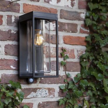 Lutec Flair - Außen-Solar-Wandleuchte mit Bewegungsmelder - 12 x 13,8 x 28,5 cm - 2W LED inkl. - IP44 - schwarz