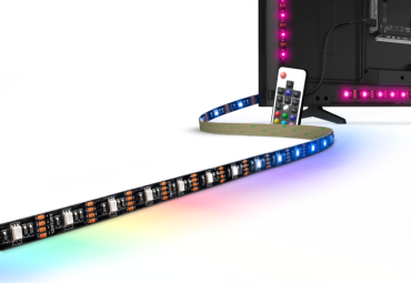 Century Italia Kit-Striscia - LED-Streifen mit USB-Anschluss für TV von 50“ bis 55“- 1cm breit - 200cm Länge - 5V - dimmbar mit Fernbedienung - 1,5W LED pro Meter - 30 LEDs pro Meter - IP20 - RGB
