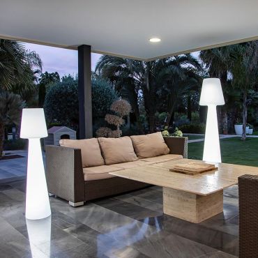 New Garden Lola 110 - wiederaufladbare Stehleuchte mit Fernbedienung - Ø 26,5 x 110 cm - 12W dimmbare LED inkl. - IP65 - weiß