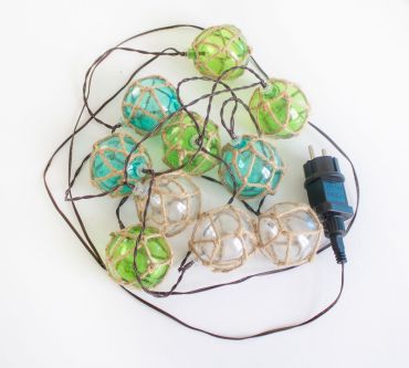 New Garden Mare - Lichtgirlande - 3,3 Meter Girlande, davon 1,5 Meter Schnur - 10 LED-Lampen inkl. - IP44 - PVC