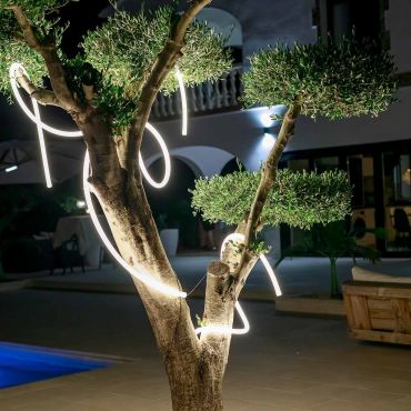 New Garden Neo - Lichtgirlande - 7m Girlande, davon 4m Schnur - 48W LED inkl. - IP65 - weiß