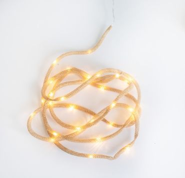 New Garden Lia - Lichtergirlande - 4,4 Meter Girlande, davon 1,5 Meter Schnur - 30 LED-Birnen inkl. - IP44 - Rattan