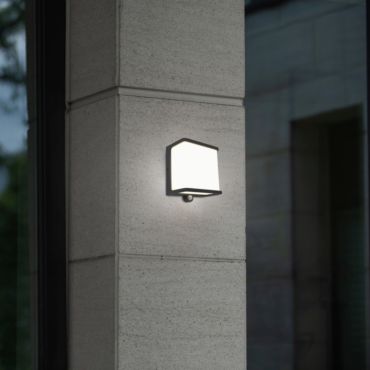 Lutec Doblo - Außen-Solar-Wandleuchte mit Bewegungsmelder - 17 x 15 x 9 cm - 12W LED inkl. - IP44 - dunkelgrau